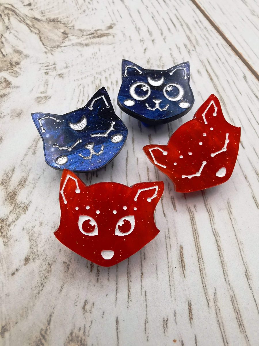 Constellation cat and fox mini pin