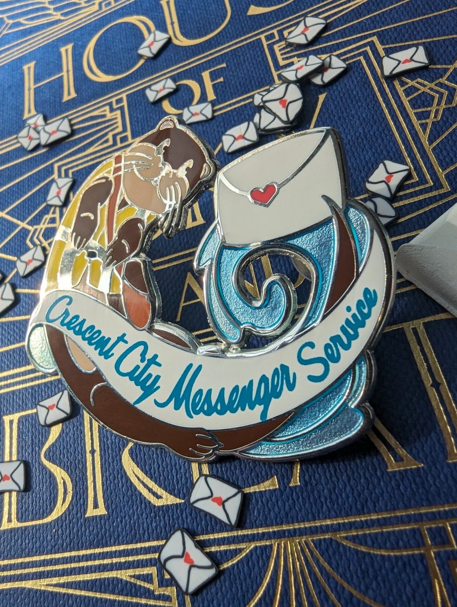 crescent city messenger service enamel pin otter