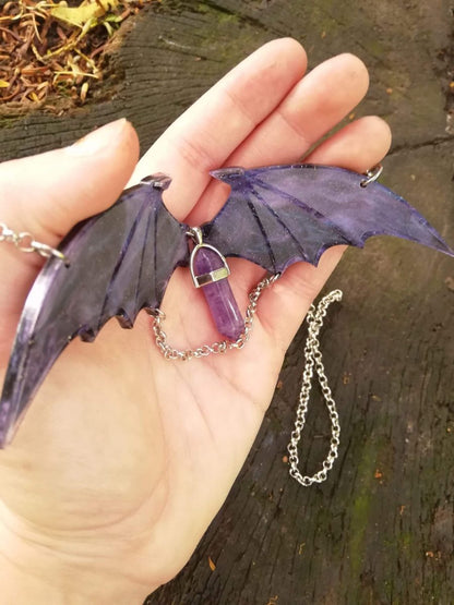 illyrian wings necklace
