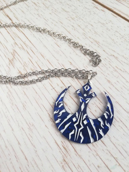 ahsoka tano rebel necklace