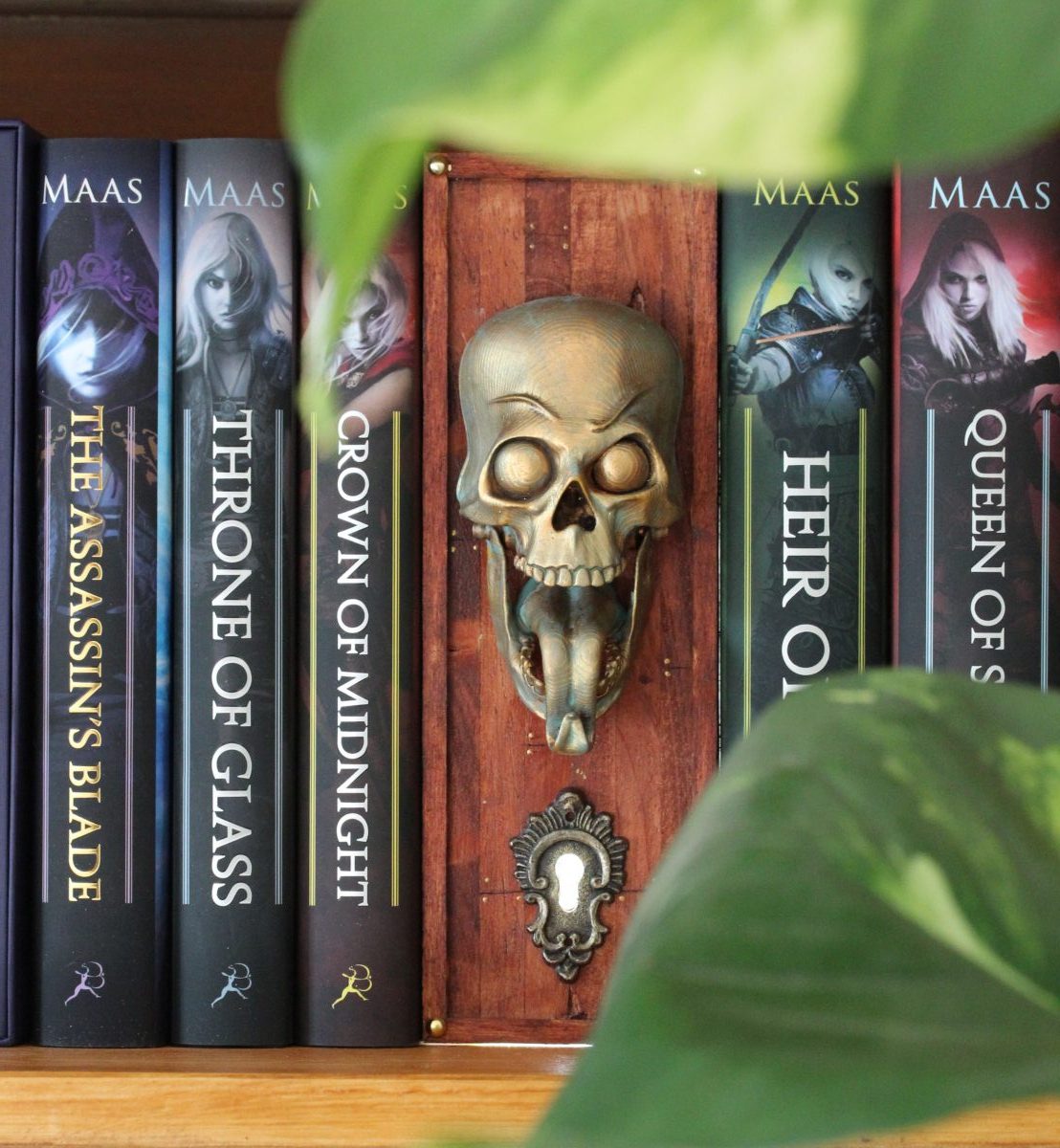 mort throne of glass