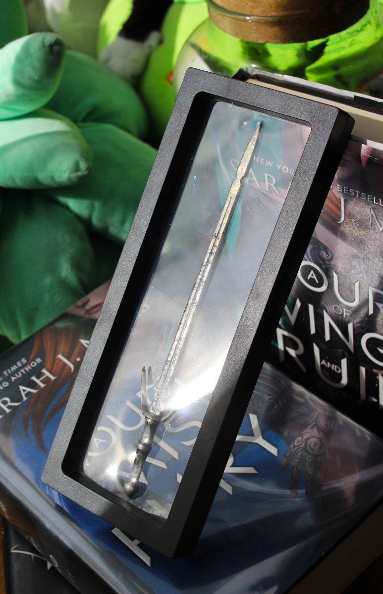 ACOTAR Ataraxia Miniature sword