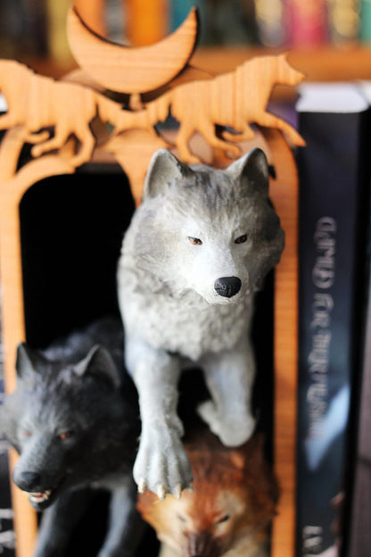 Wolf pack Book Nook- brown, grey, black