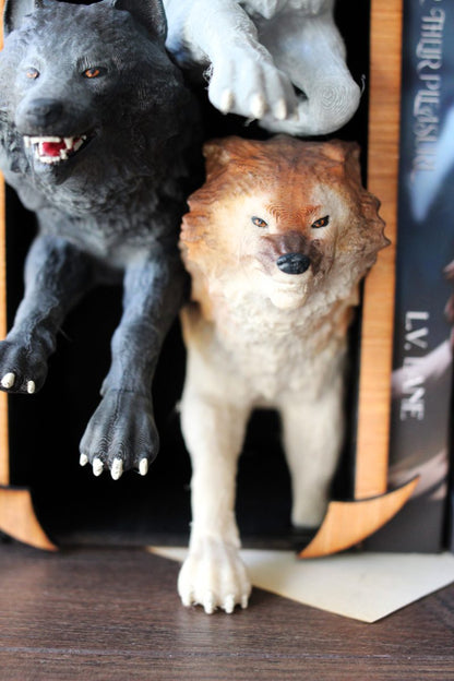 Wolf pack Book Nook- brown, grey, black