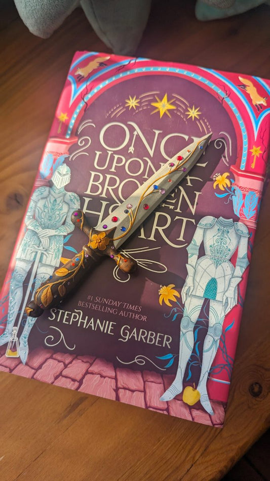 Once Upon a Broken Heart Dagger Miniature - PREORDER