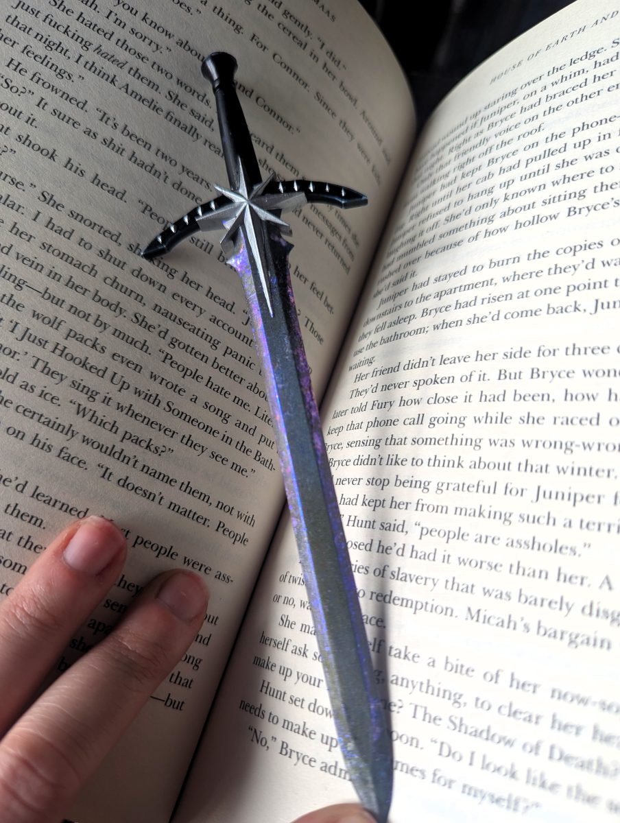 Crescent city Starsword miniature