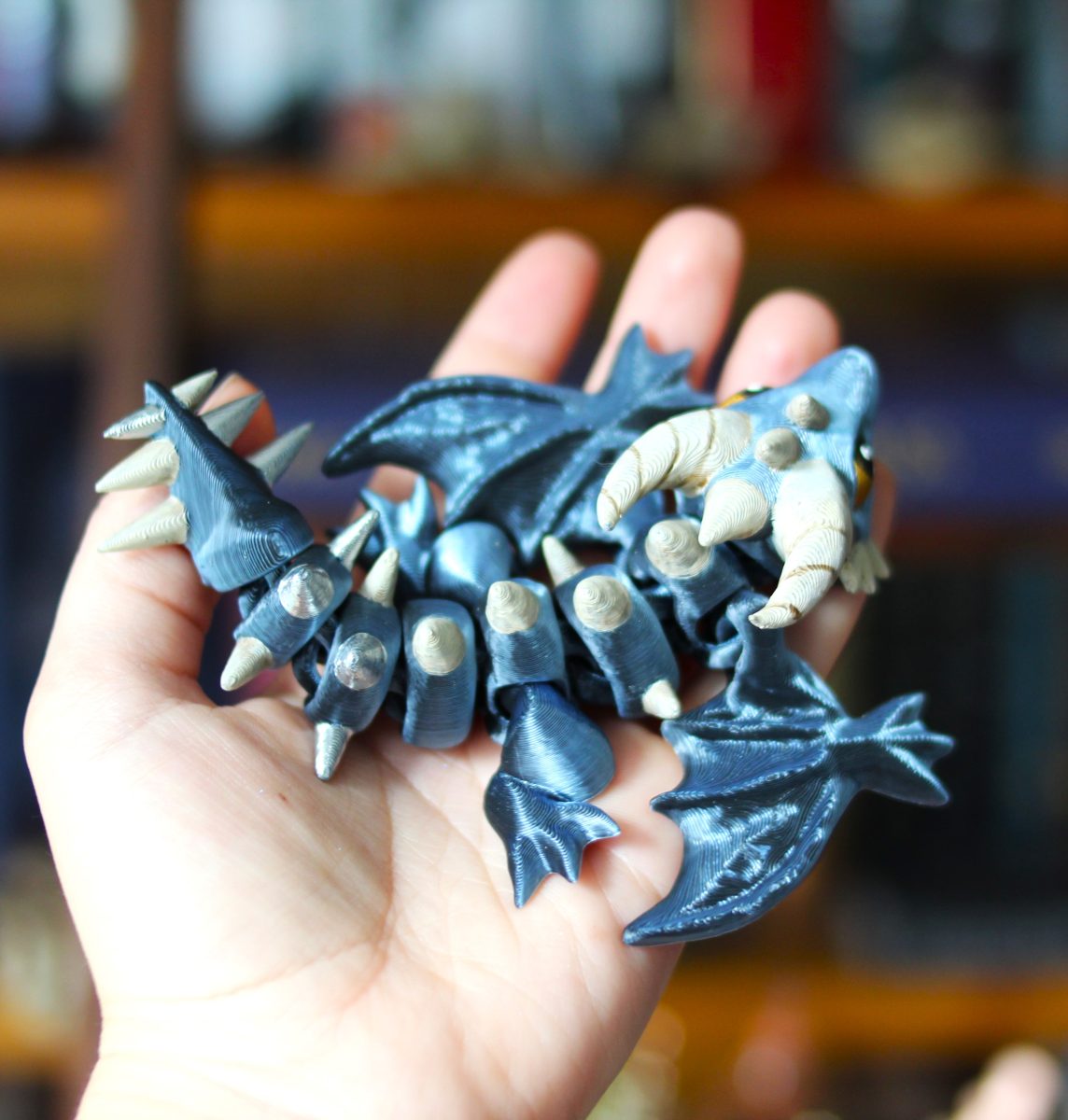 abraxos throne of glass articulated wyvern