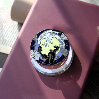 Dancing Dragons magnetic Kindle Grip, bookish magnetic phone grip, interchangeable ereader holder