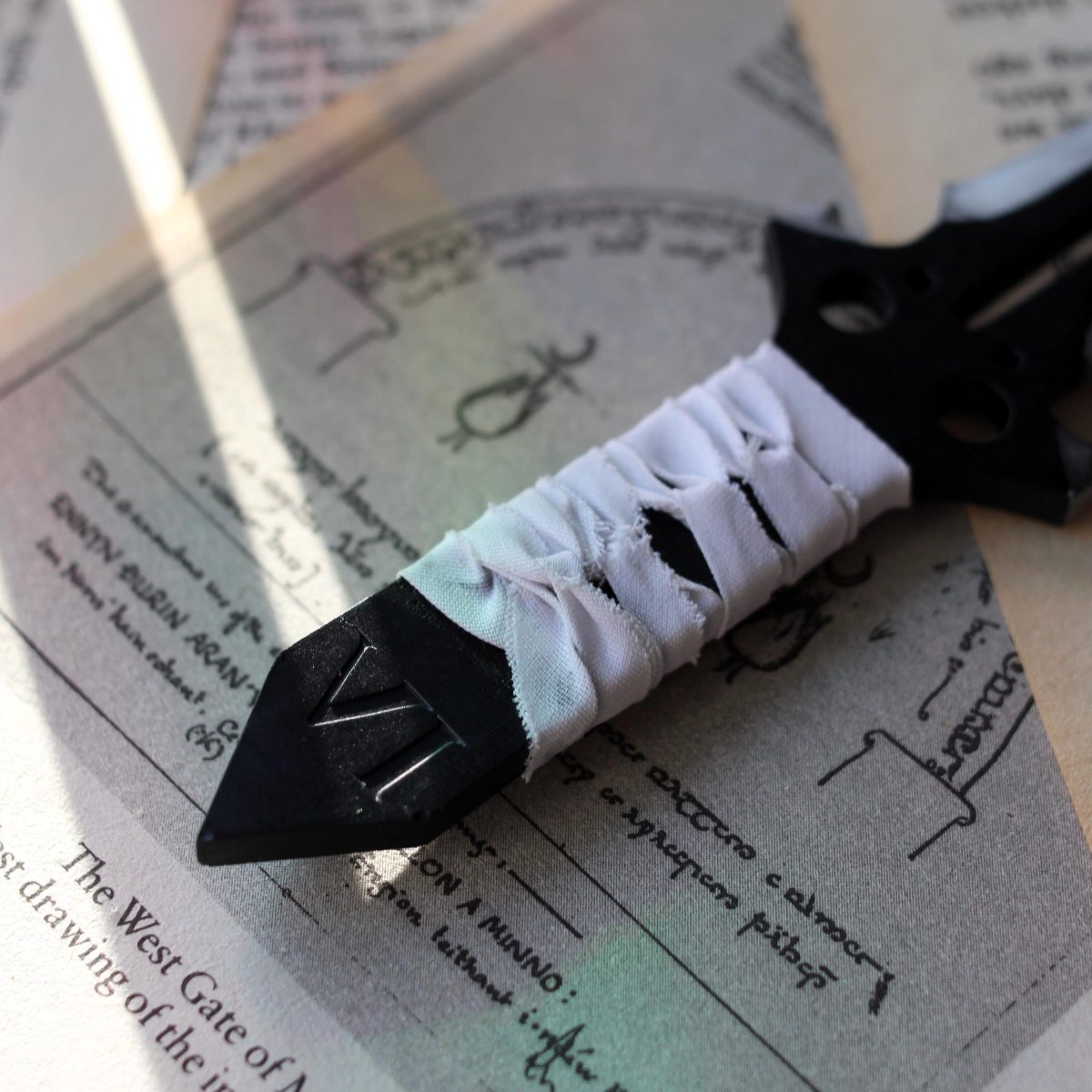 violet's throwing, book lover replica miniature letter opener with display frame