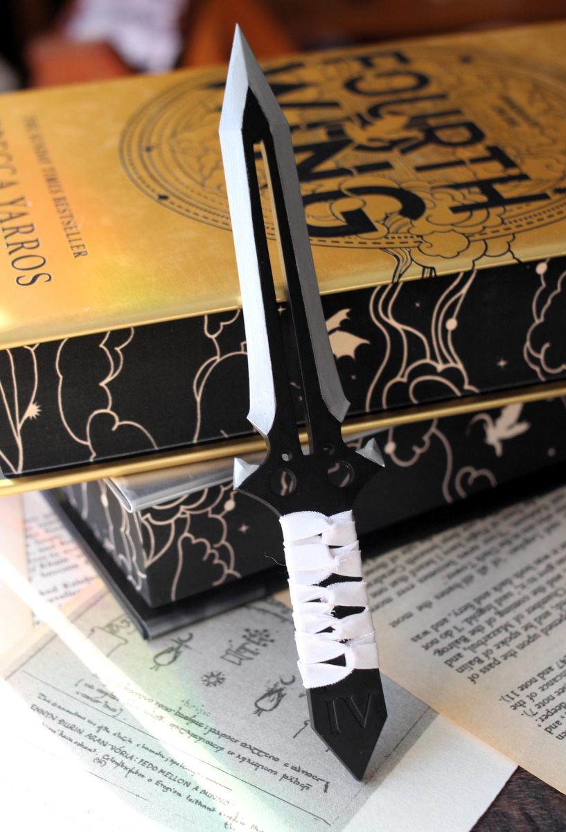 violet's throwing, book lover replica miniature letter opener with display frame