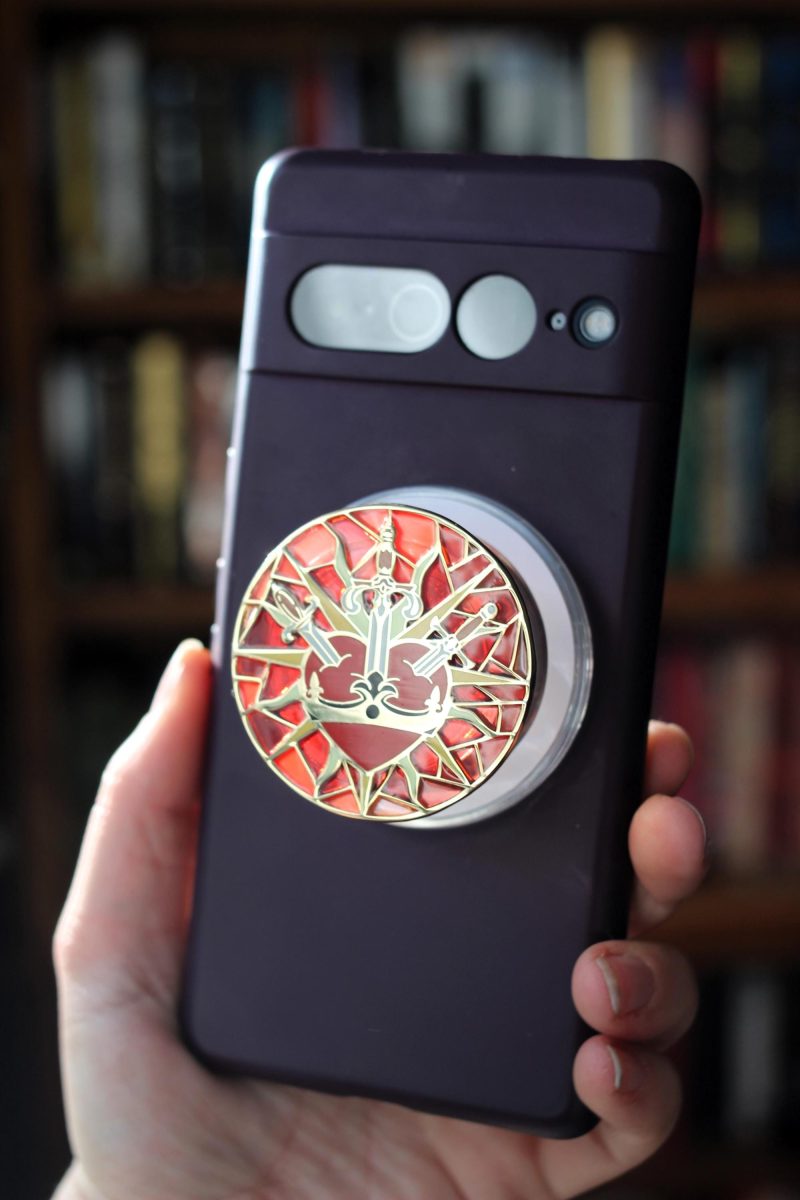 Romantasy magnetic Kindle Grip, bookish magnetic phone grip, interchangeable ereader holder