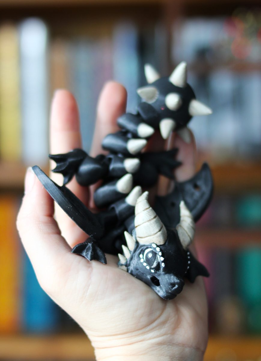 Tairn Articulated Dragon Keychain